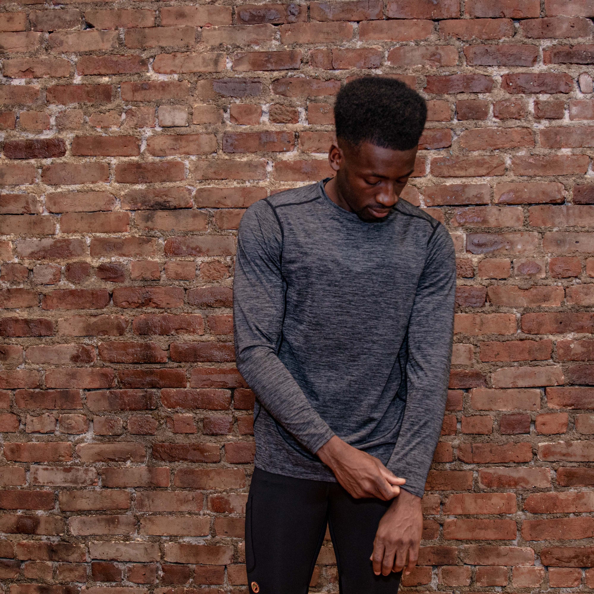 Avondale Long Sleeve - Heathered Coal